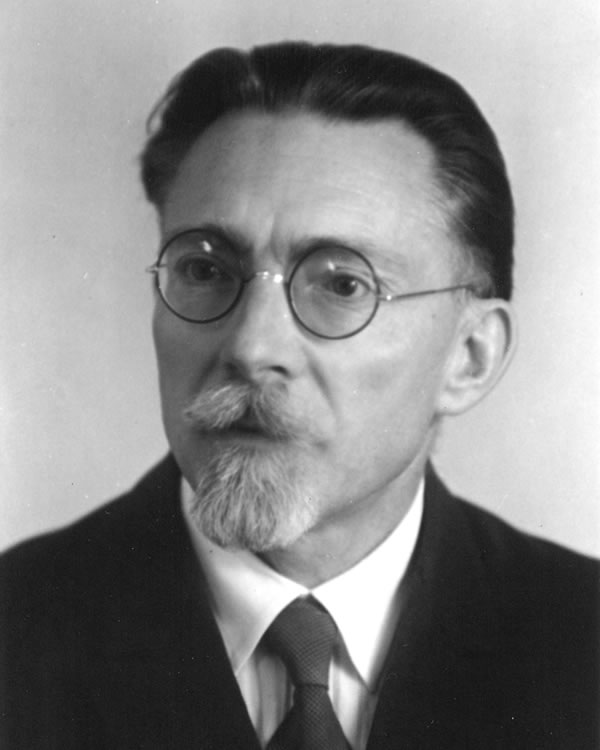 A portrait of Arnold Heim 