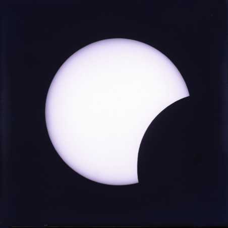 Partial solar eclipse in Zurich on 17 April 1912 Photographs from the personal papers of Alfred Wolfer