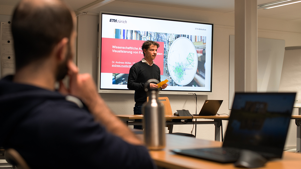 Enlarged view: Lecturer Dr Andreas Müller (Image: ETH Library | | Maurizio Orlanduccio)