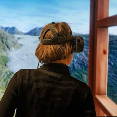 Climate communication using virtual reality