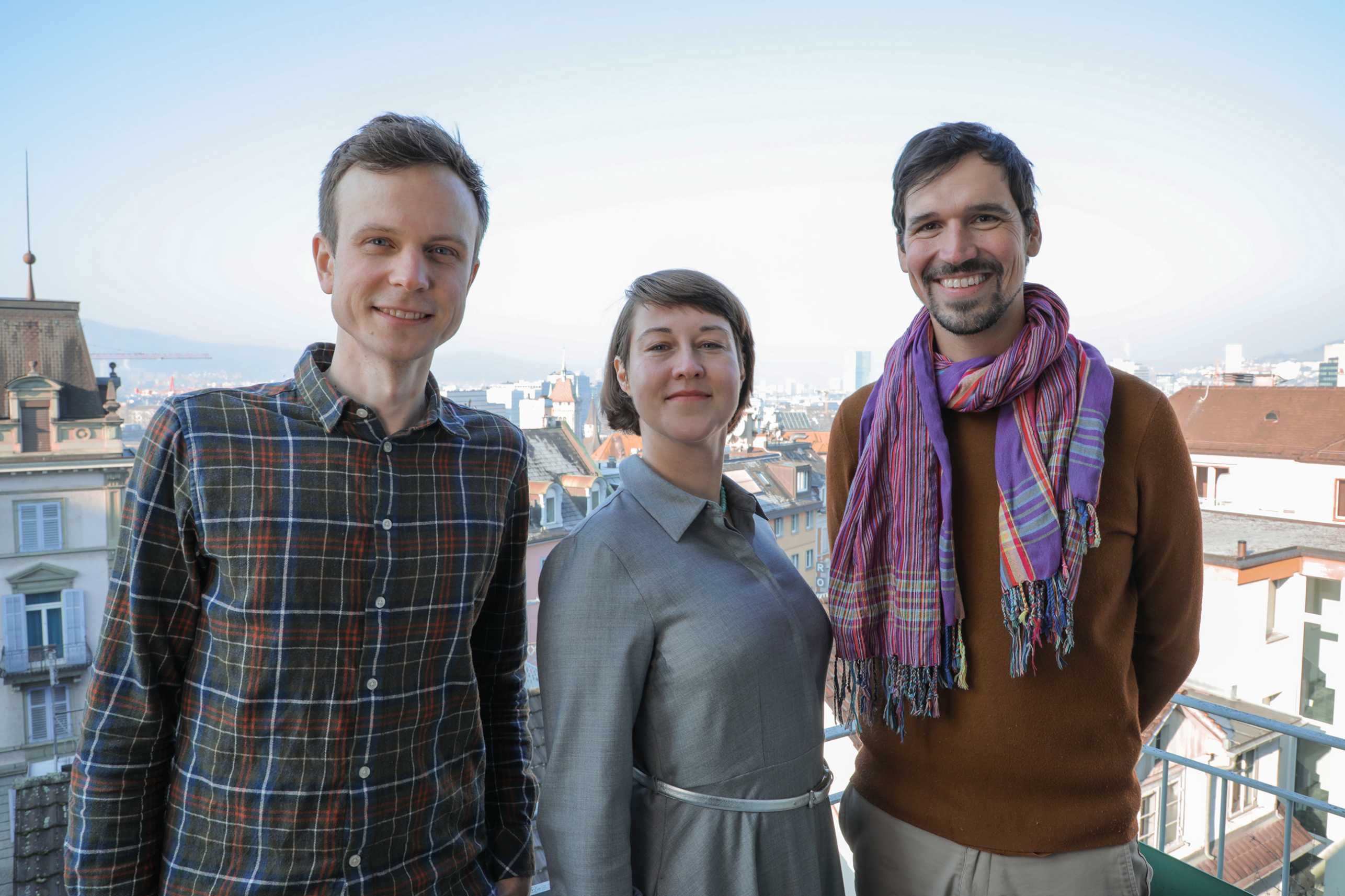 Photo of Dr Julian Dederke, Professor Dr Elizabeth Tilley and Lars Schöbitz