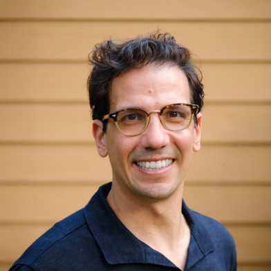 Prof. Juan Pablo Alperin