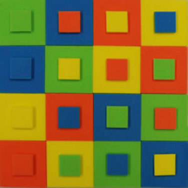16 farbige Quadrate, von denen jedes ein weiteres, kleineres Quadrat in einer anderen Farbe beinhält